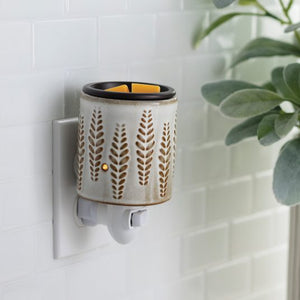 Pluggable Fragrance Warmer - Wheat & Ivory