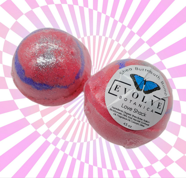 Evolve Bath Bomb - Love Shack